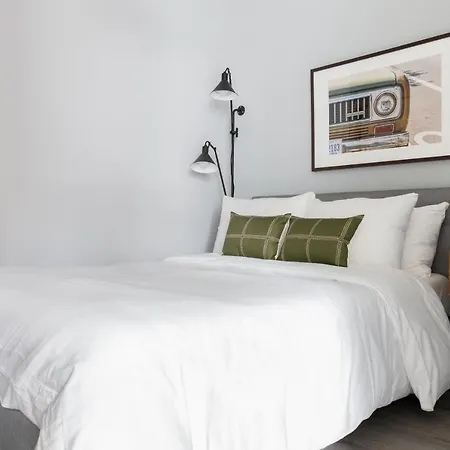 The Plymouth Luxury Suites By Sonder