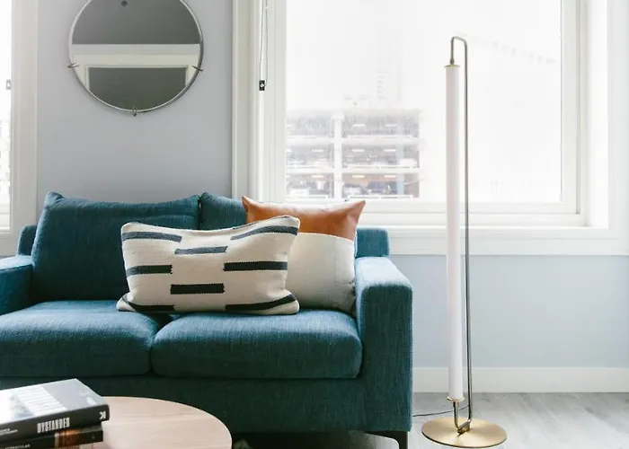 Aparthotel The Plymouth Luxury Suites By Sonder Chicago