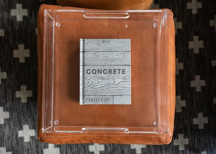 Aparthotel The Plymouth Luxury Suites By Sonder *