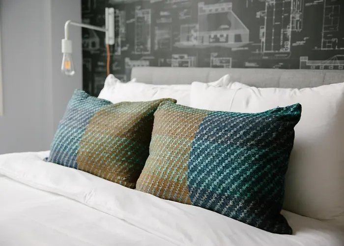 The Plymouth Luxury Suites By Sonder