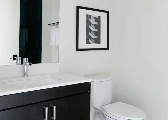 Aparthotel The Plymouth Luxury Suites By Sonder