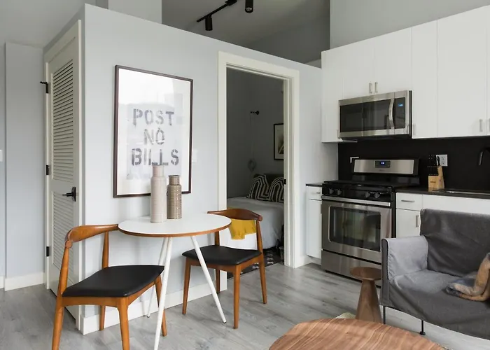 The Plymouth Luxury Suites By Sonder Aparthotel