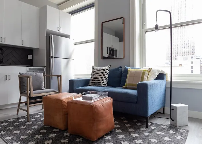 The Plymouth Luxury Suites By Sonder Aparthotel Chicago