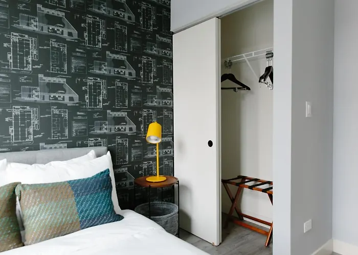 Aparthotel The Plymouth Luxury Suites By Sonder *