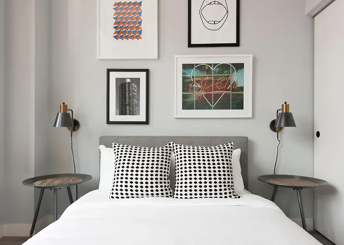 Aparthotel The Plymouth Luxury Suites By Sonder *