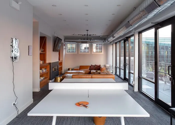 The Plymouth Luxury Suites By Sonder Aparthotel