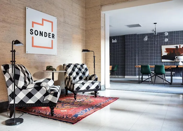The Plymouth Luxury Suites By Sonder Chicago